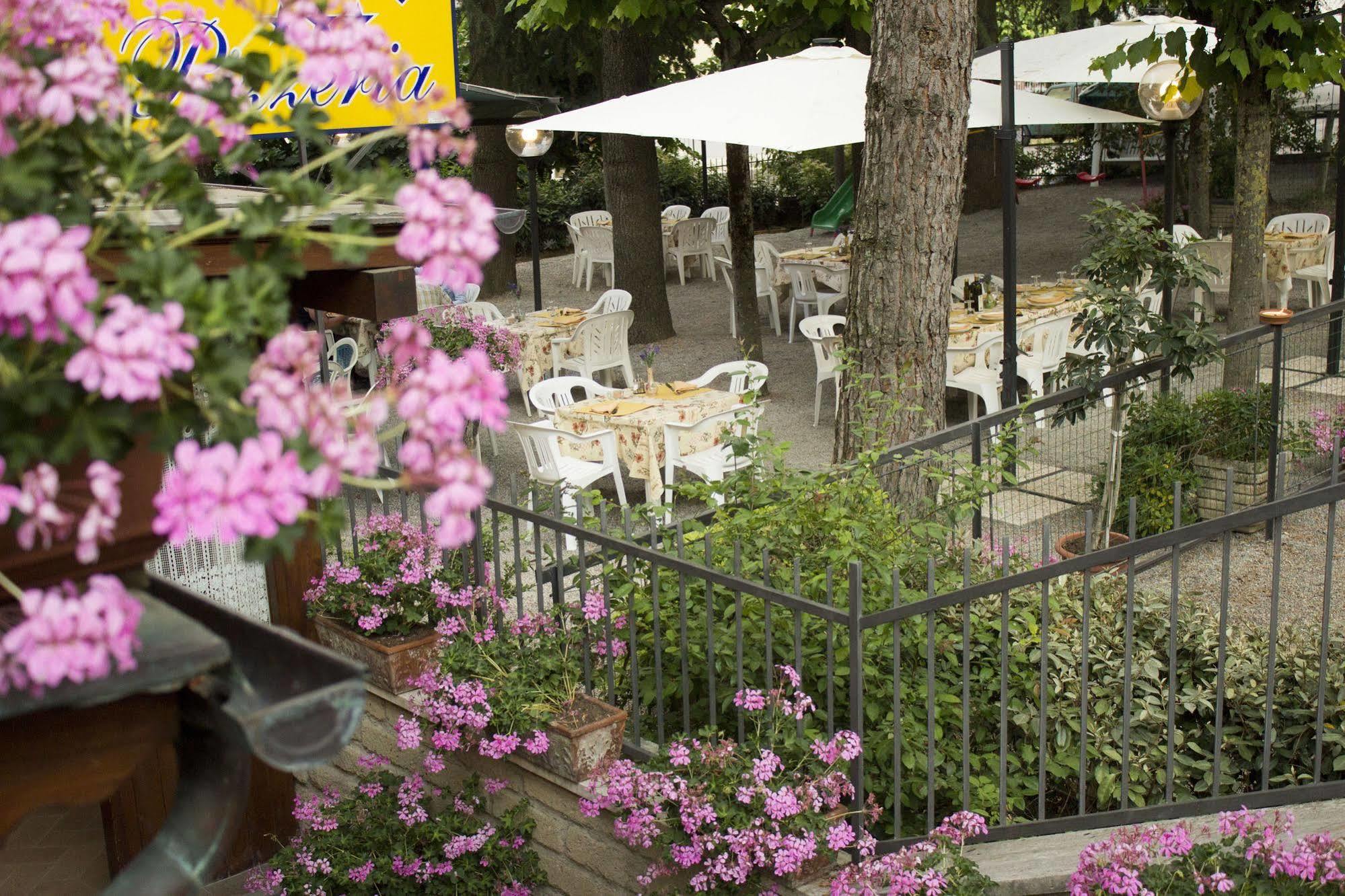 Hotel Ristorante Tre Stelle Sant'Albino Exterior foto